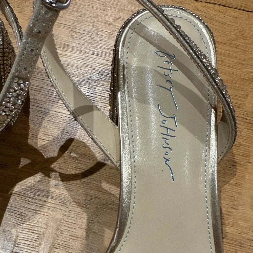 Betsey Johnson Glittering Gold Sandals. Size 9.5 - Picture 2 of 13